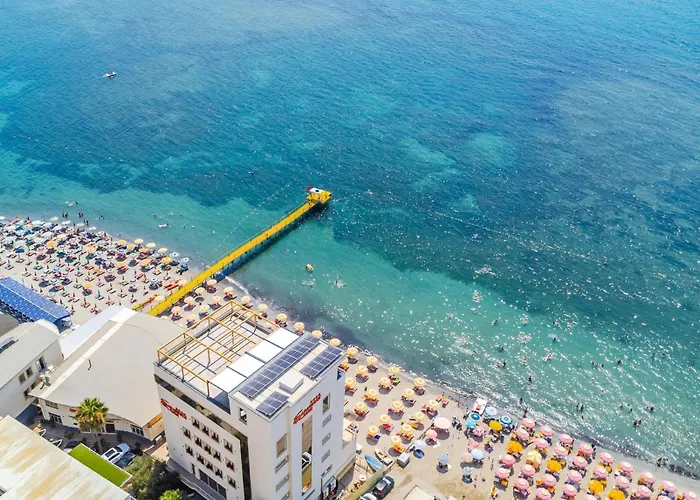Aragosta Hotel Durrës